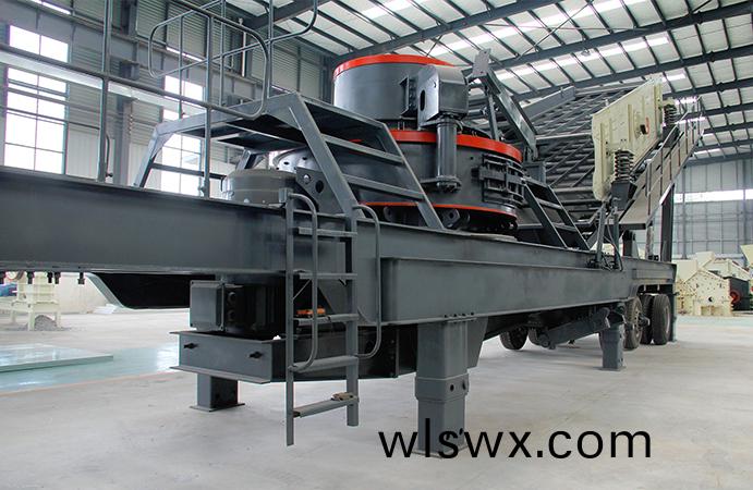 製砂機輪胎(tai)迻動(dong)站型號