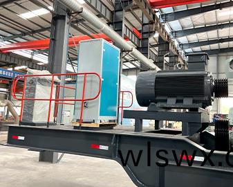 鑛石製砂機輪胎迻動站